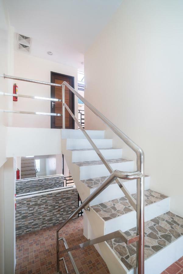 Davao City Oyo 199 Solange Apartelle מראה חיצוני תמונה