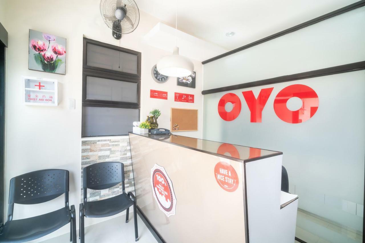 Davao City Oyo 199 Solange Apartelle מראה חיצוני תמונה