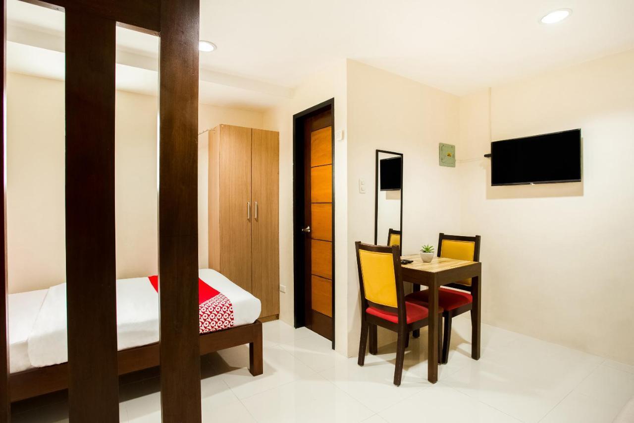 Davao City Oyo 199 Solange Apartelle מראה חיצוני תמונה