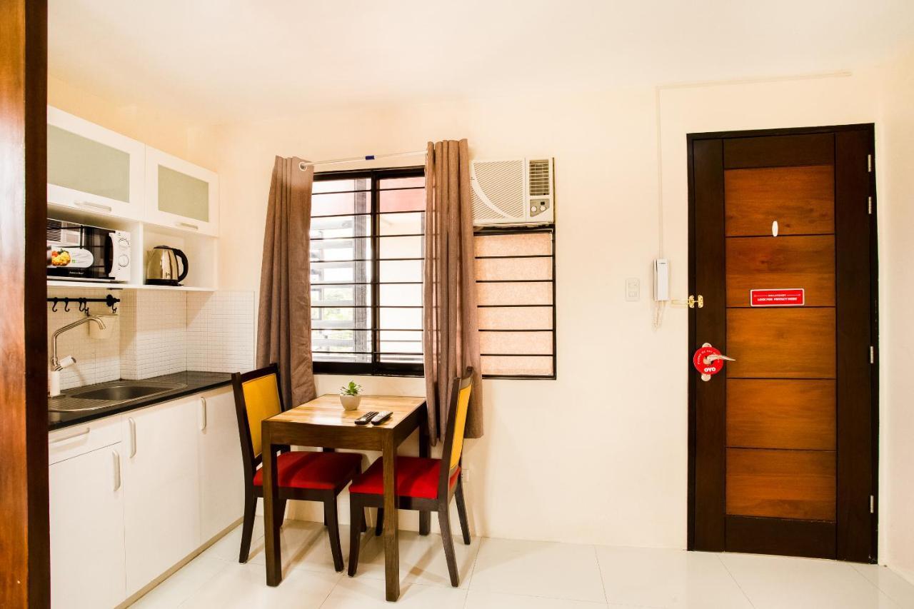 Davao City Oyo 199 Solange Apartelle מראה חיצוני תמונה